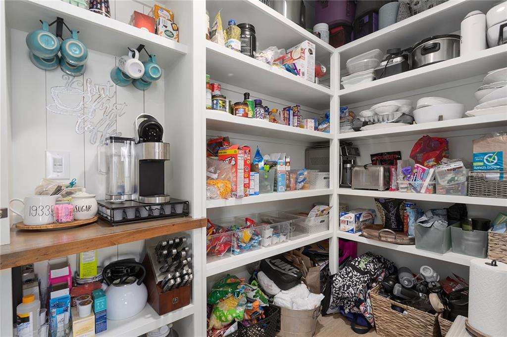 809 Bridgeshire Drive Raymore, MO 64083 - Photo 13 of 49