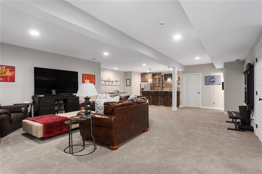 809 Bridgeshire Drive Raymore, MO 64083 - Photo 29 of 49