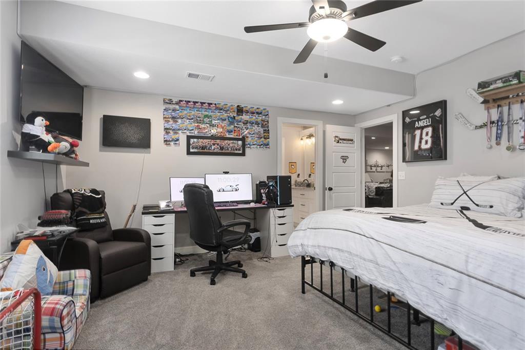 809 Bridgeshire Drive Raymore, MO 64083 - Photo 34 of 49