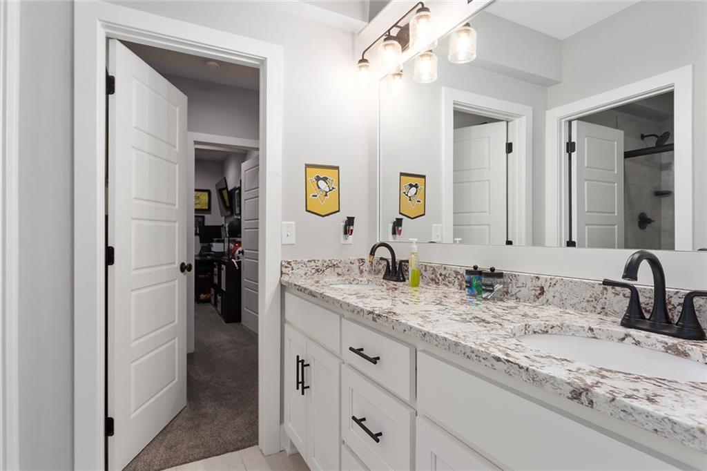 809 Bridgeshire Drive Raymore, MO 64083 - Photo 36 of 49