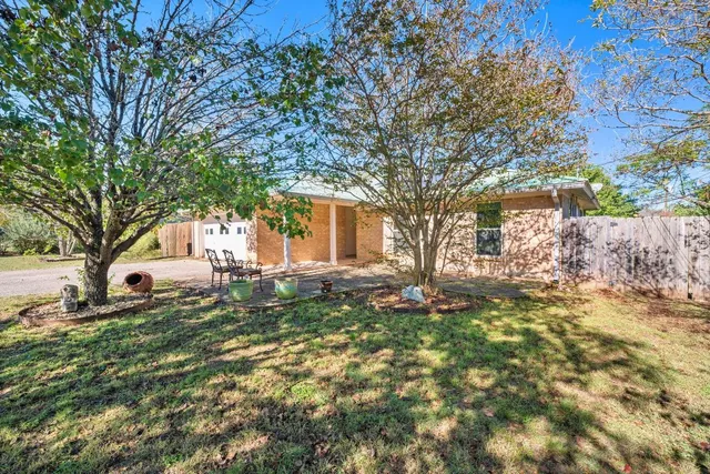 $2,290 | 605 Apache Trail, Leander, TX 78641