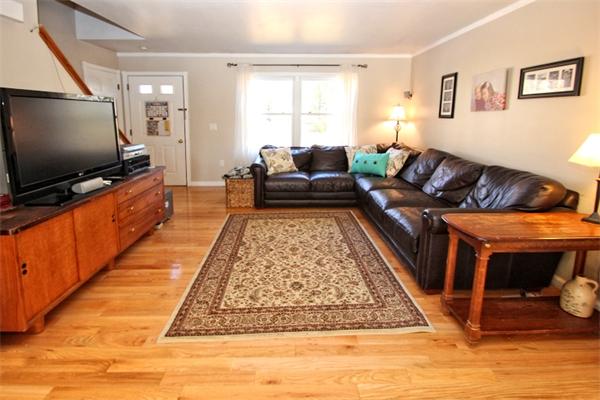 21 Hammond Street Rowley, MA 01969 - Photo 6 of 15