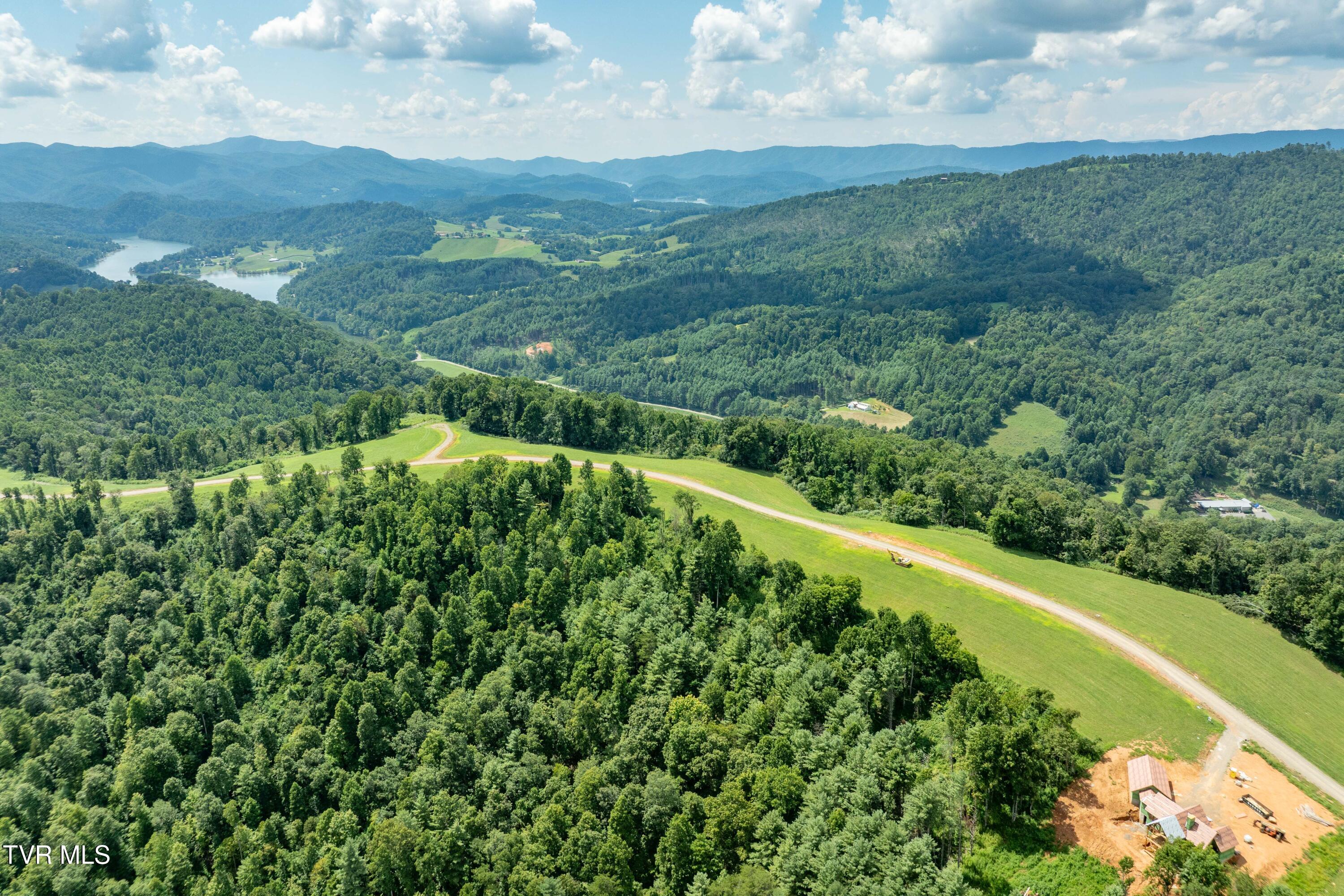 Lot 75 Summerfield Drive, Unit 75 Butler, TN 37640 - Photo 15 of 40 TBD Summerfield Phase 2 Lot 75 (16 of 41