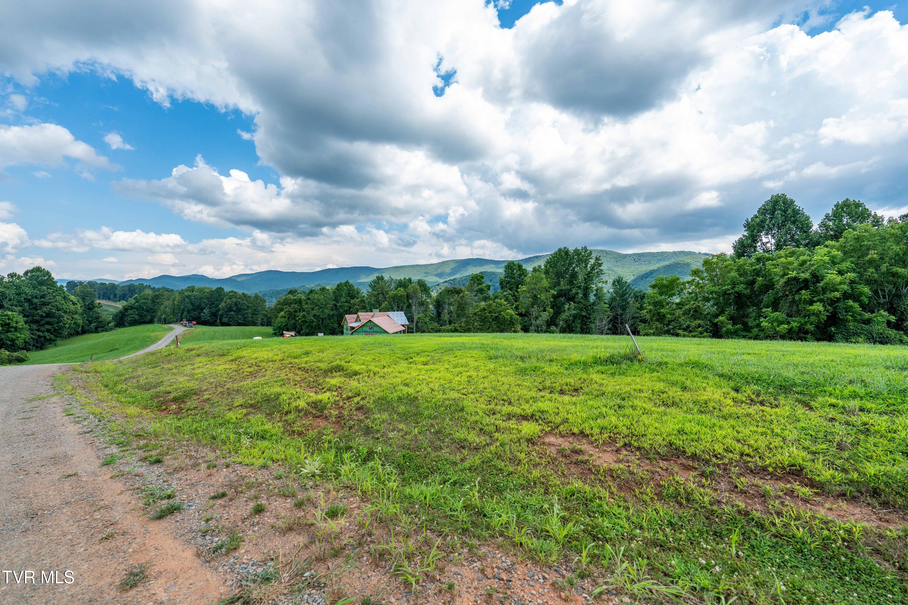Lot 75 Summerfield Drive, Unit 75 Butler, TN 37640 - Photo 29 of 40 TBD Summerfield Phase 2 Lot 75 (30 of 41