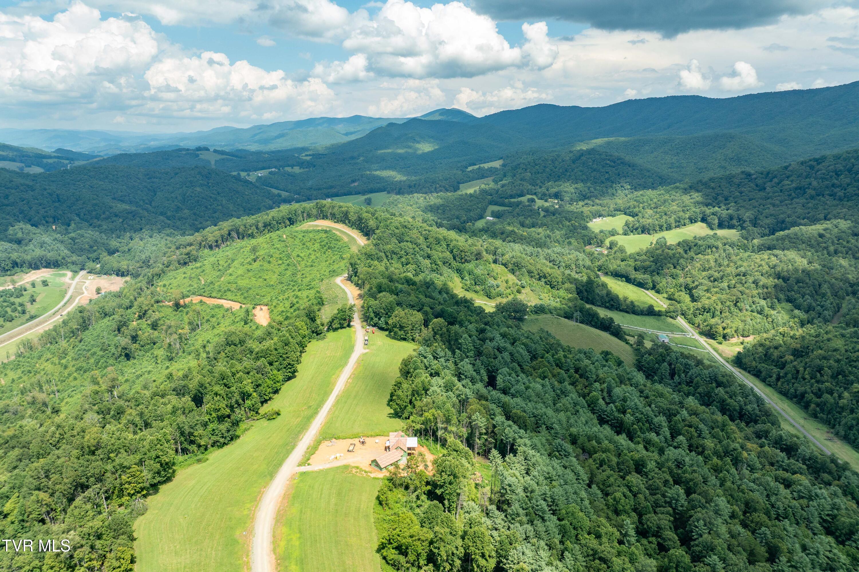 Lot 75 Summerfield Drive, Unit 75 Butler, TN 37640 - Photo 10 of 40 TBD Summerfield Phase 2 Lot 75 (11 of 41