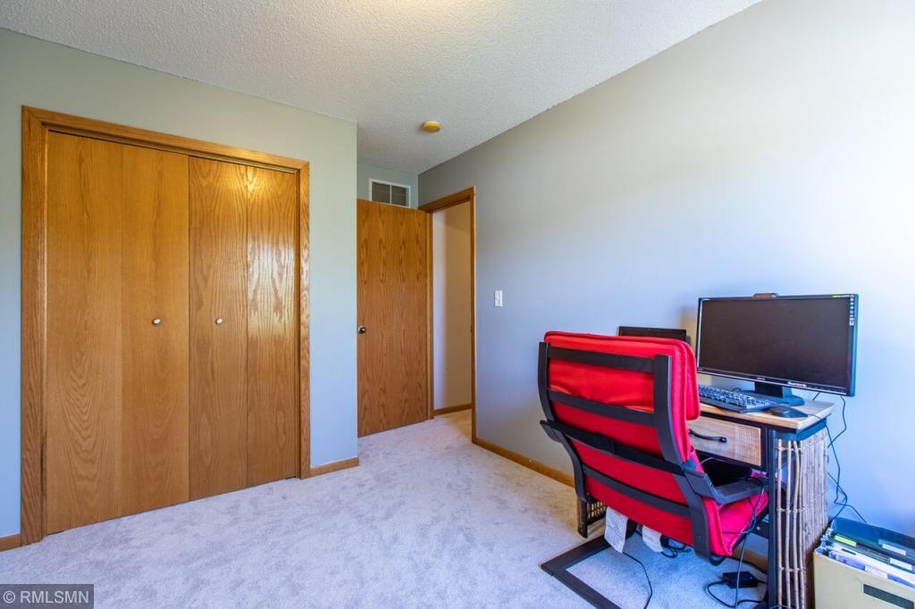 3314 7th Street Northwest Rochester, MN 55901 - Photo 12 of 25 Gallery Image 12