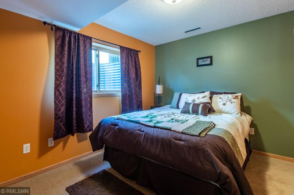 3314 7th Street Northwest Rochester, MN 55901 - Photo 18 of 25 Gallery Image 18