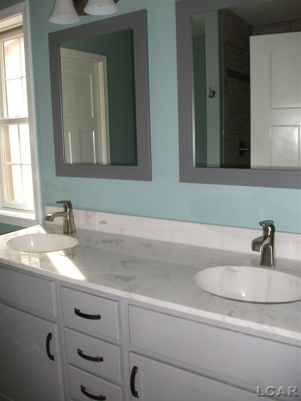 1615 Rivers Edge Court, Unit 14B Adrian, MI 49221 - Photo 10 of 18 Gallery Image 10
