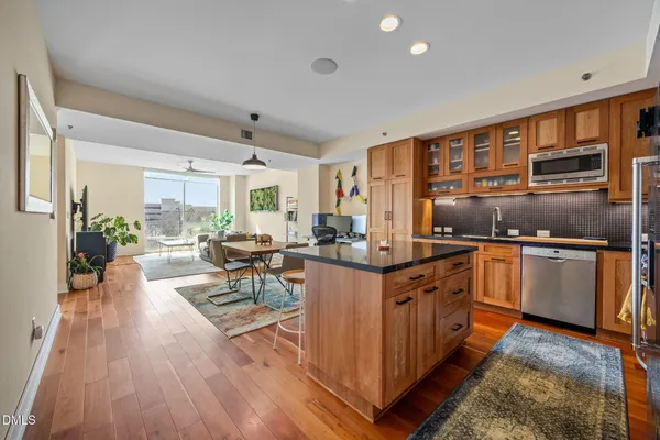 $499,000 | 601 West Rosemary Street, Unit 319, Chapel Hill, NC 27516