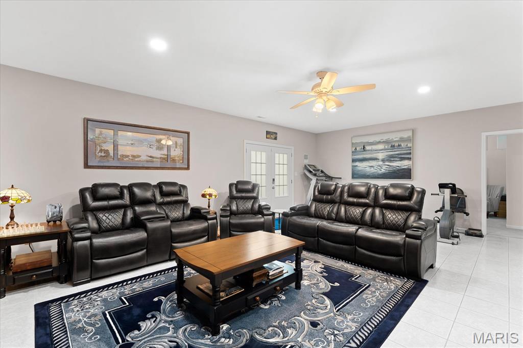 286 Red Clover Circle O'Fallon, IL 62269 - Photo 39 of 62