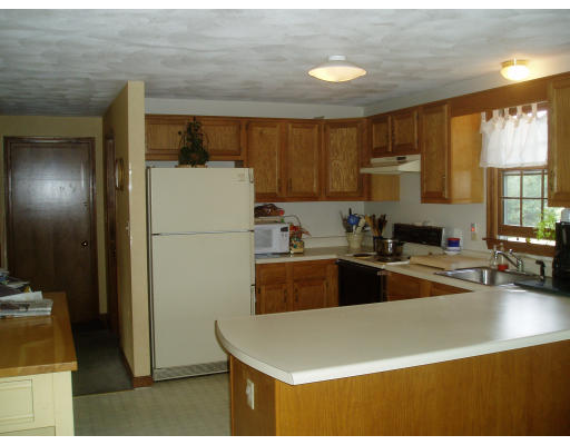 5 Trot Road Littleton, MA 01460 - Photo 4 of 10 Gallery Image 4
