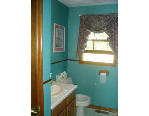 5 Trot Road Littleton, MA 01460 - Photo 6 of 10 Gallery Image 6