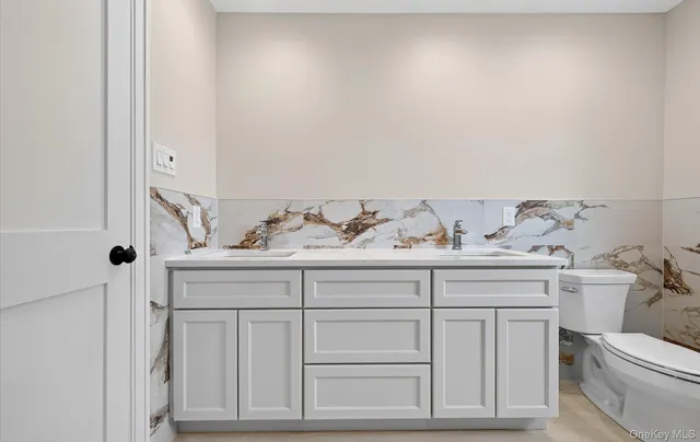 $890,999 | 1108 Washington Place, Baldwin Harbor, NY 11510