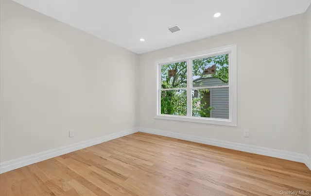 $890,999 | 1108 Washington Place, Baldwin Harbor, NY 11510