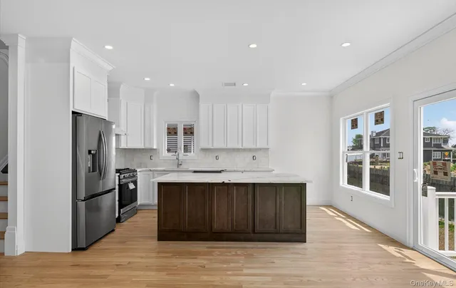 $890,999 | 1108 Washington Place, Baldwin Harbor, NY 11510