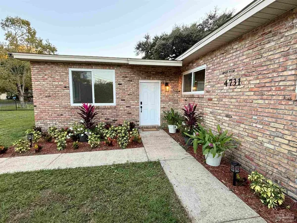 $430,000 | 4731 Live Oak Lane, Pace, FL 32571