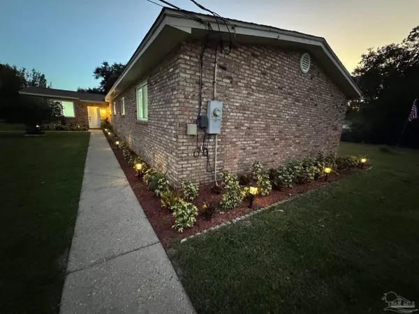 $430,000 | 4731 Live Oak Lane, Pace, FL 32571