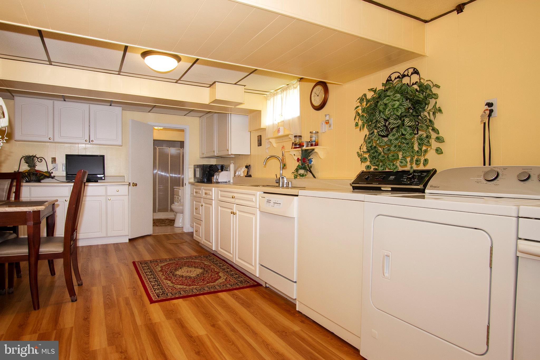 1511 Customs Road Rosedale, MD 21237 - Photo 31 of 38 LOWER LEVEL FULL KITCHEN!!