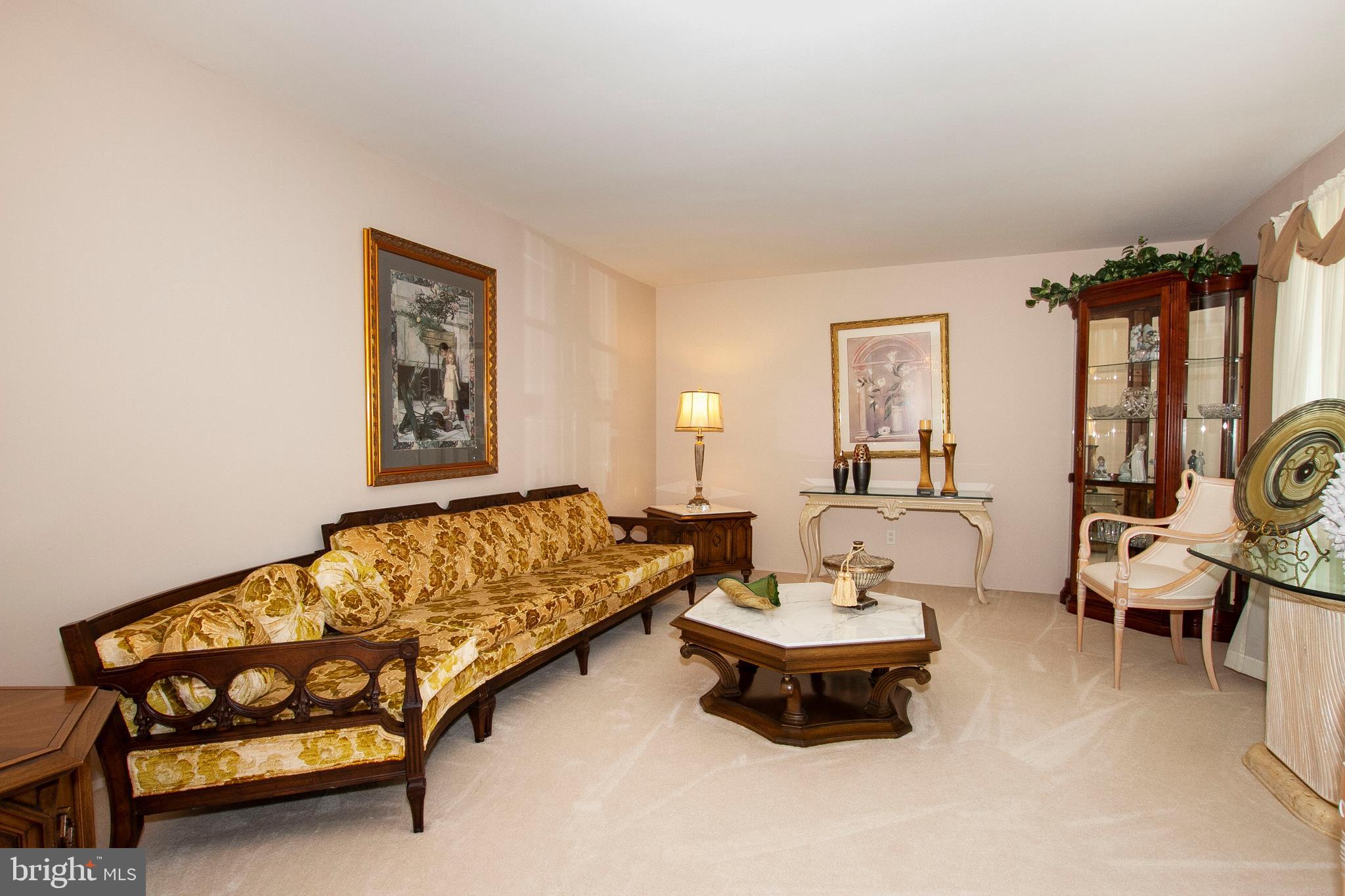 1511 Customs Road Rosedale, MD 21237 - Photo 5 of 38 FORMAL LIVING ROOM!!