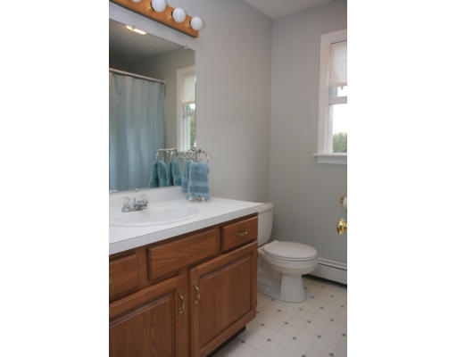 122 Fitzpatrick Road Grafton, MA 01519 - Photo 16 of 25