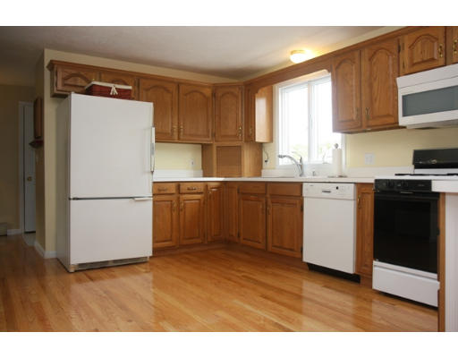 122 Fitzpatrick Road Grafton, MA 01519 - Photo 4 of 25