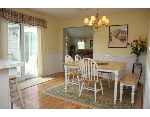 122 Fitzpatrick Road Grafton, MA 01519 - Photo 5 of 25