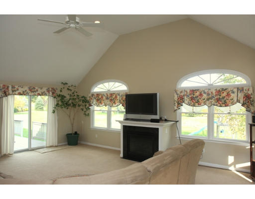 122 Fitzpatrick Road Grafton, MA 01519 - Photo 8 of 25