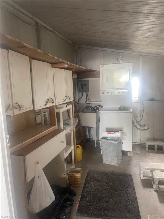 85 Enchanting Boulevard, Unit E85 Naples, FL 34112 - Photo 10 of 15 a room with a sink and a toilet