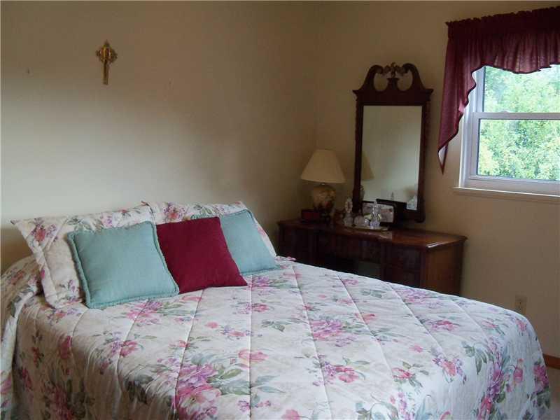 1112 East Windhaven Road Pittsburgh, PA 15205 - Photo 10 of 25 Master Bedroom.