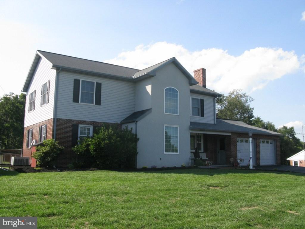 214 Snavely Mill Road Lititz, PA 17543 - Photo 1 of 21