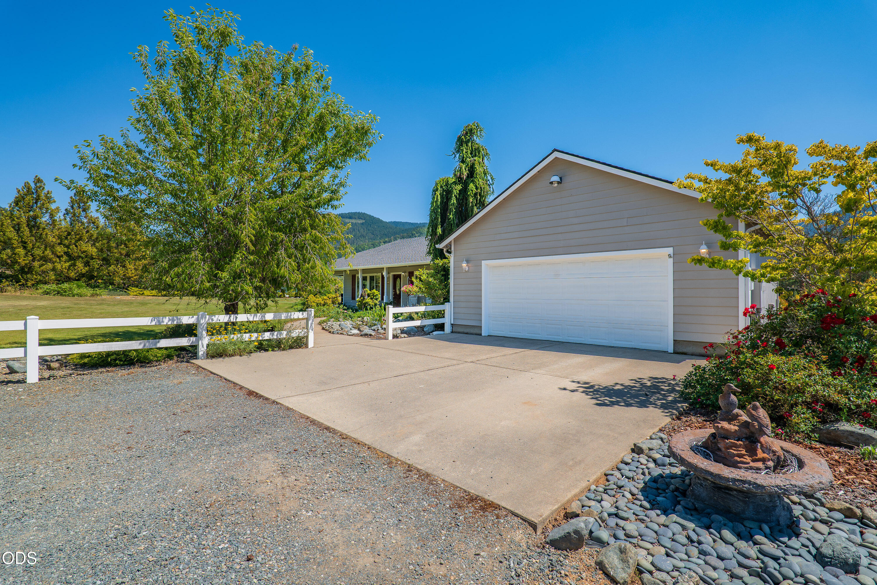 3959 Jumpoff Joe Creek Road Grants Pass, OR 97526 - Photo 48 of 55