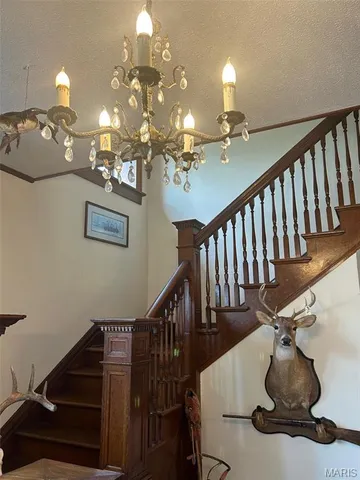 $525,000 | 150 Duncan Mansion Drive, Silex, MO 63377