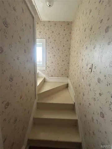 $525,000 | 150 Duncan Mansion Drive, Silex, MO 63377