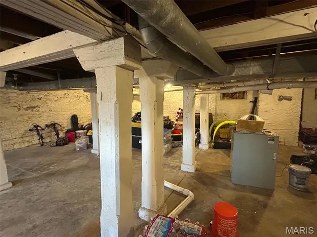 $525,000 | 150 Duncan Mansion Drive, Silex, MO 63377