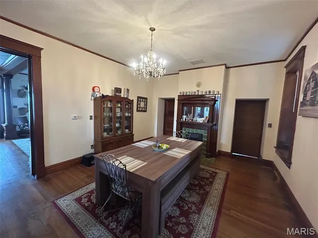 $525,000 | 150 Duncan Mansion Drive, Silex, MO 63377