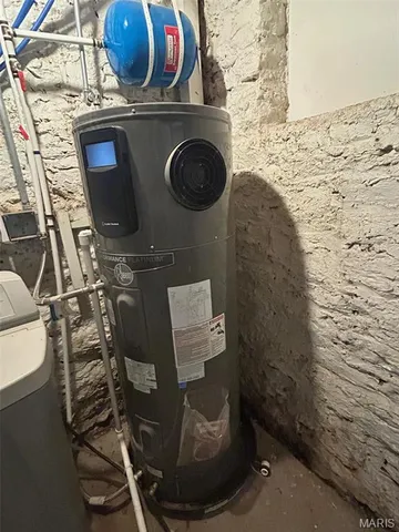 $525,000 | 150 Duncan Mansion Drive, Silex, MO 63377