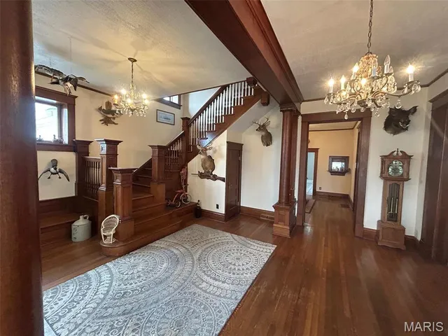 $525,000 | 150 Duncan Mansion Drive, Silex, MO 63377