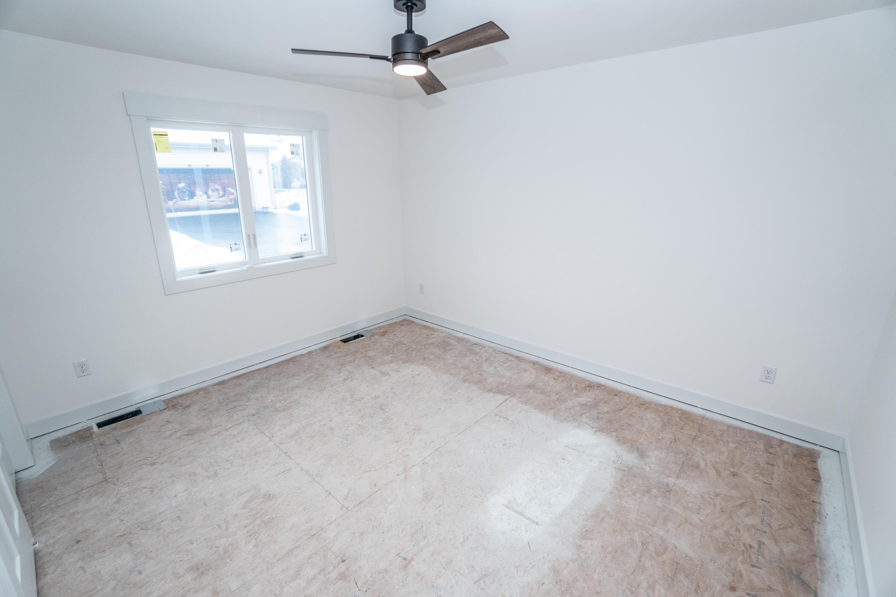 W206N16178 Stonebrook Drive Jackson, WI 53037 - Photo 14 of 21 DSC03347