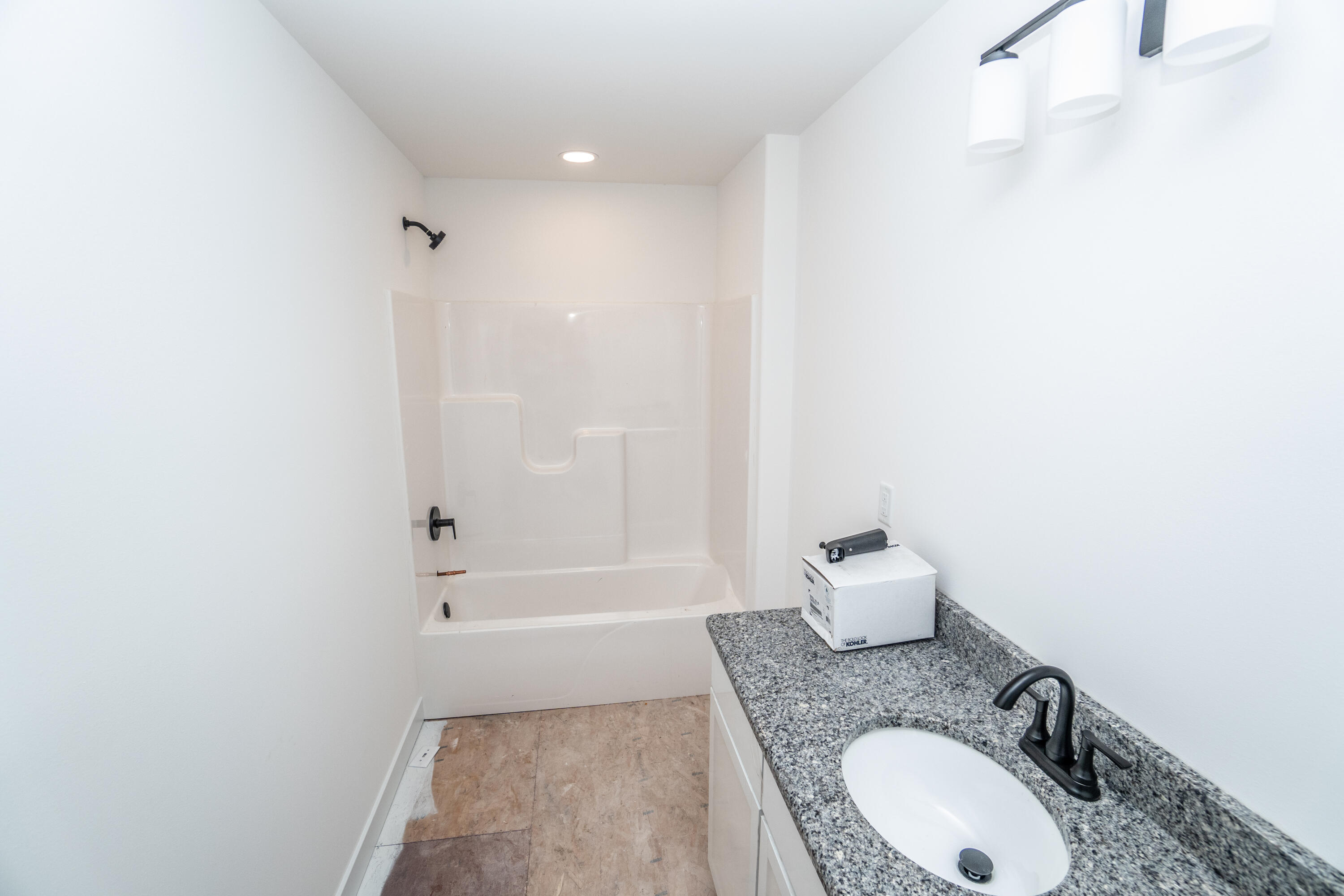 W206N16178 Stonebrook Drive Jackson, WI 53037 - Photo 18 of 21 DSC03373