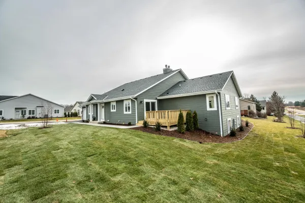 $439,900 | W206N16178 Stonebrook Drive, Jackson, WI 53037