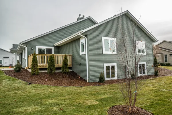 $439,900 | W206N16178 Stonebrook Drive, Jackson, WI 53037