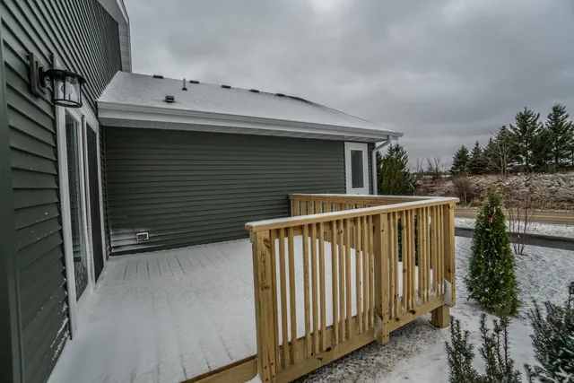 $439,900 | W206N16178 Stonebrook Drive, Jackson, WI 53037