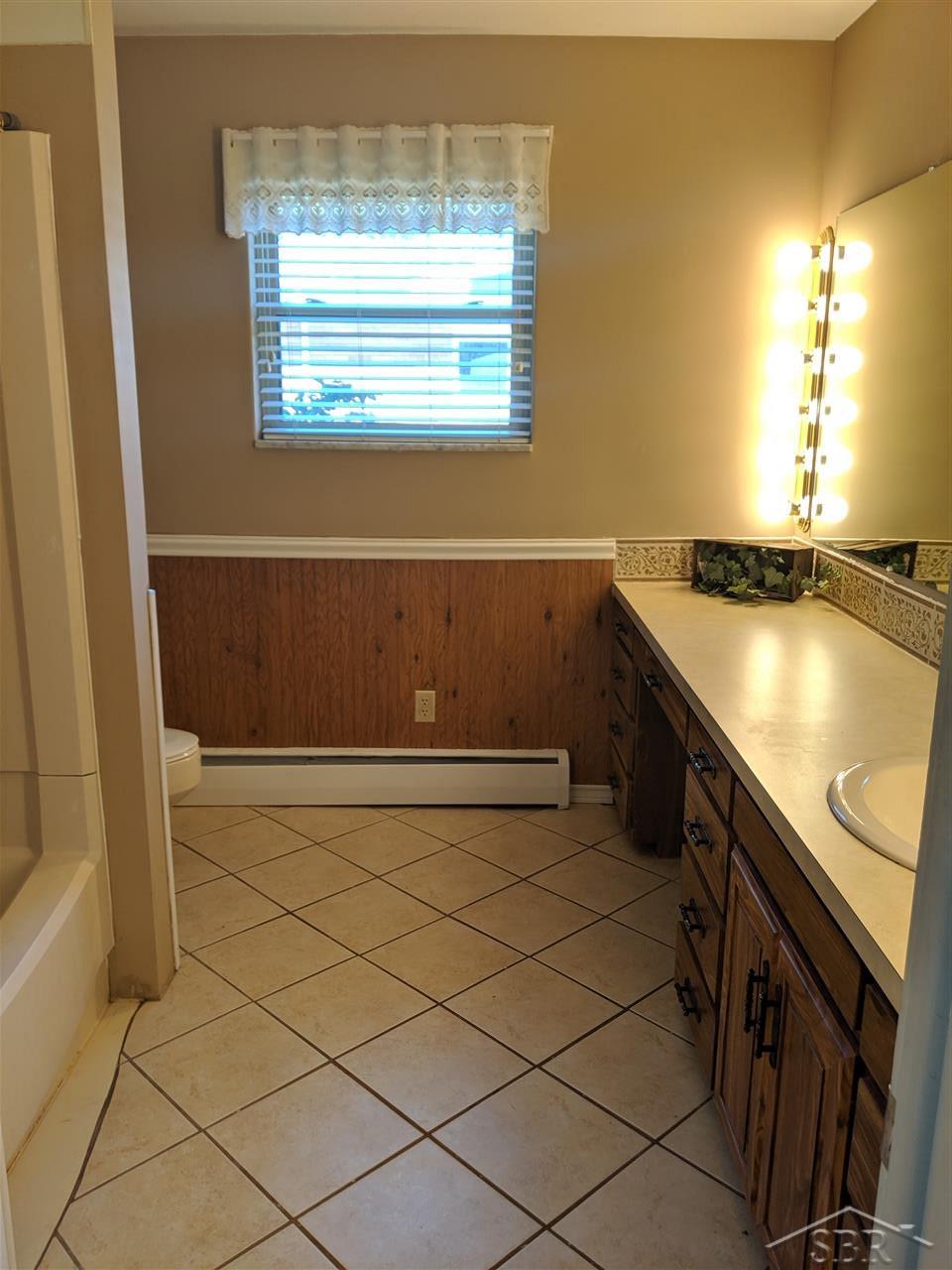 3620 North River Road Freeland, MI 48623 - Photo 15 of 34 31387822-14.JPG
