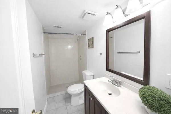 $299,900 | 7334 Tavenner Lane, Unit 1A, Alexandria, VA 22306
