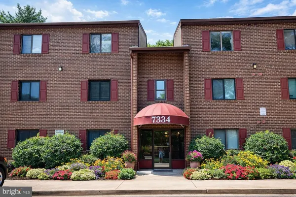 $299,900 | 7334 Tavenner Lane, Unit 1A, Alexandria, VA 22306