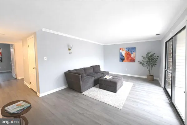 $299,900 | 7334 Tavenner Lane, Unit 1A, Alexandria, VA 22306