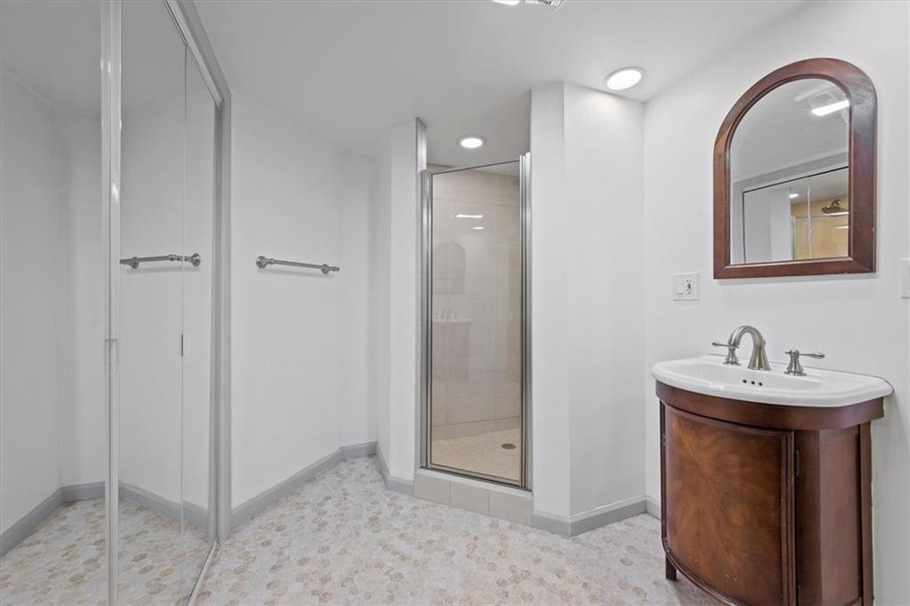 1522 Ingomar Heights Road Pittsburgh, PA 15237 - Photo 14 of 25 Gallery Image 14