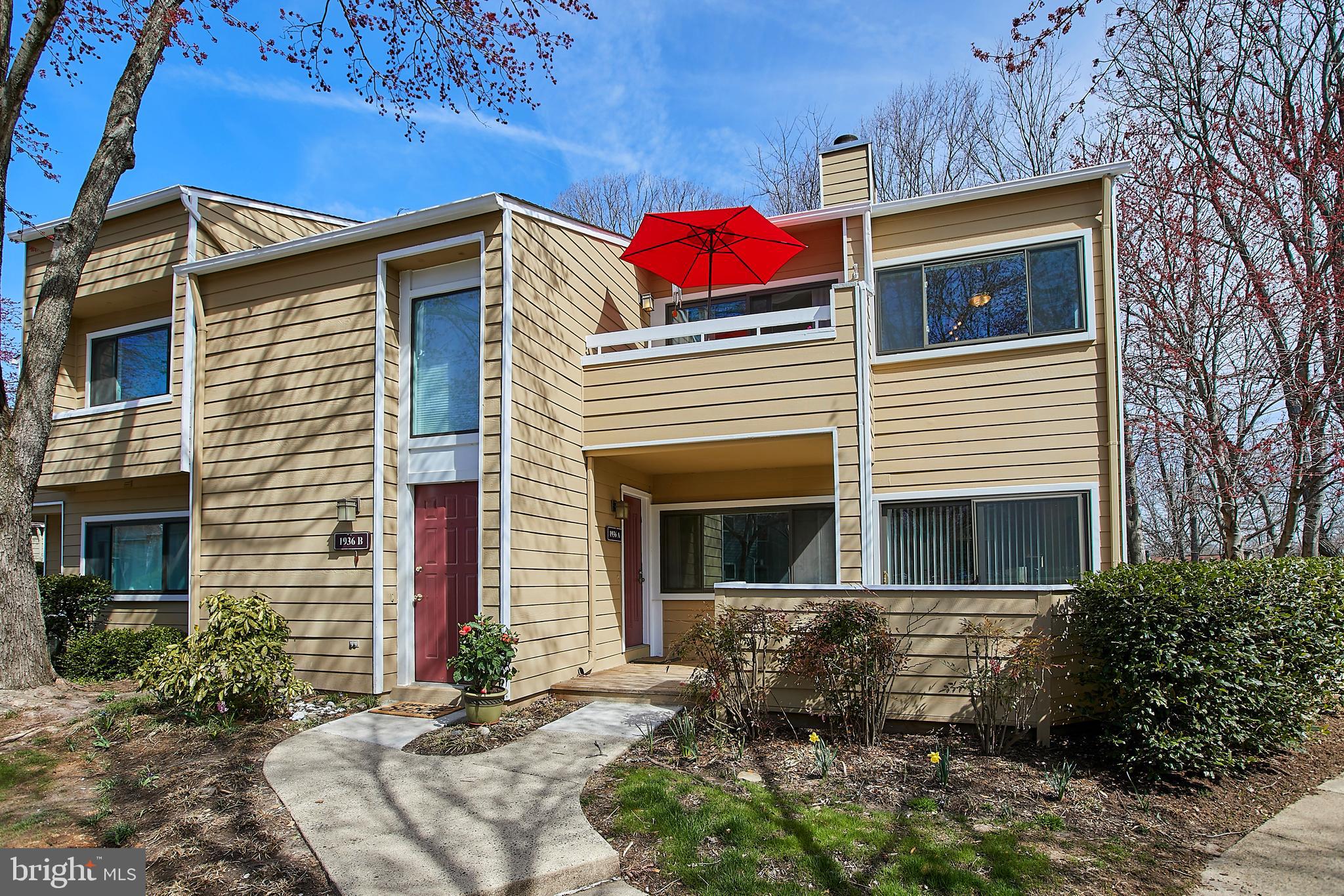 1936 Villaridge Drive Reston, VA 20191 - Photo 2 of 30 Gallery Image 2