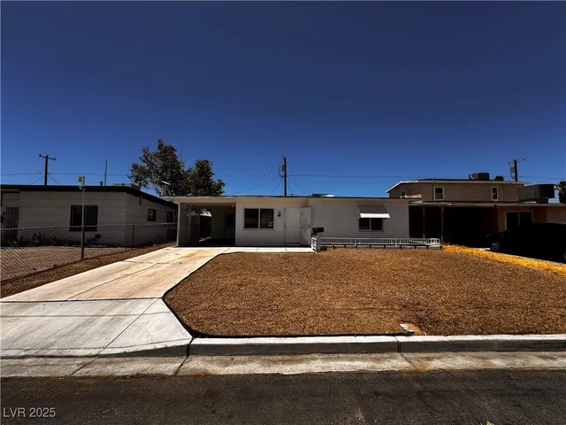 $1,250 | 421 Harvard Street, Las Vegas, NV 89107