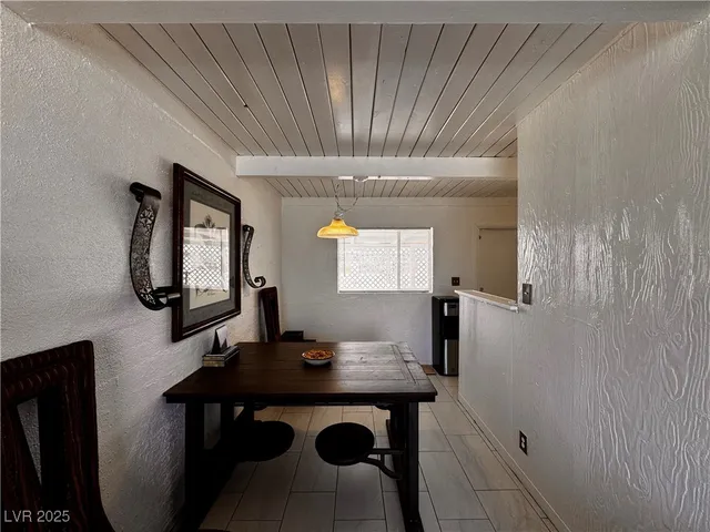 $1,250 | 421 Harvard Street, Las Vegas, NV 89107